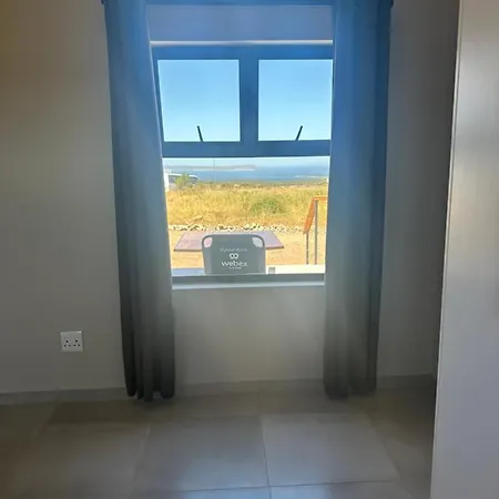 7 Honeysuckle Villa Saldanha Bay Exterior photo
