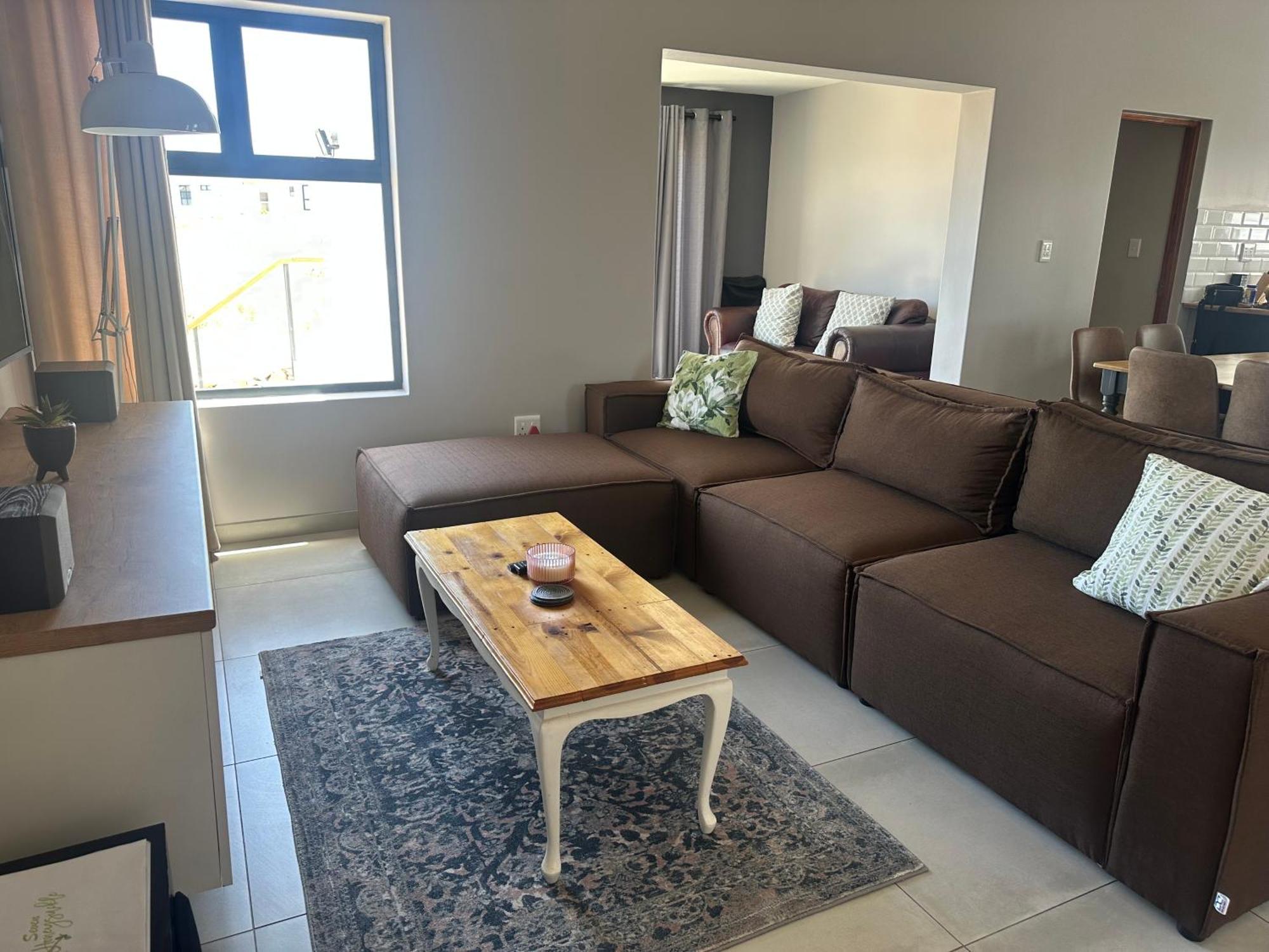7 Honeysuckle Saldanha Bay