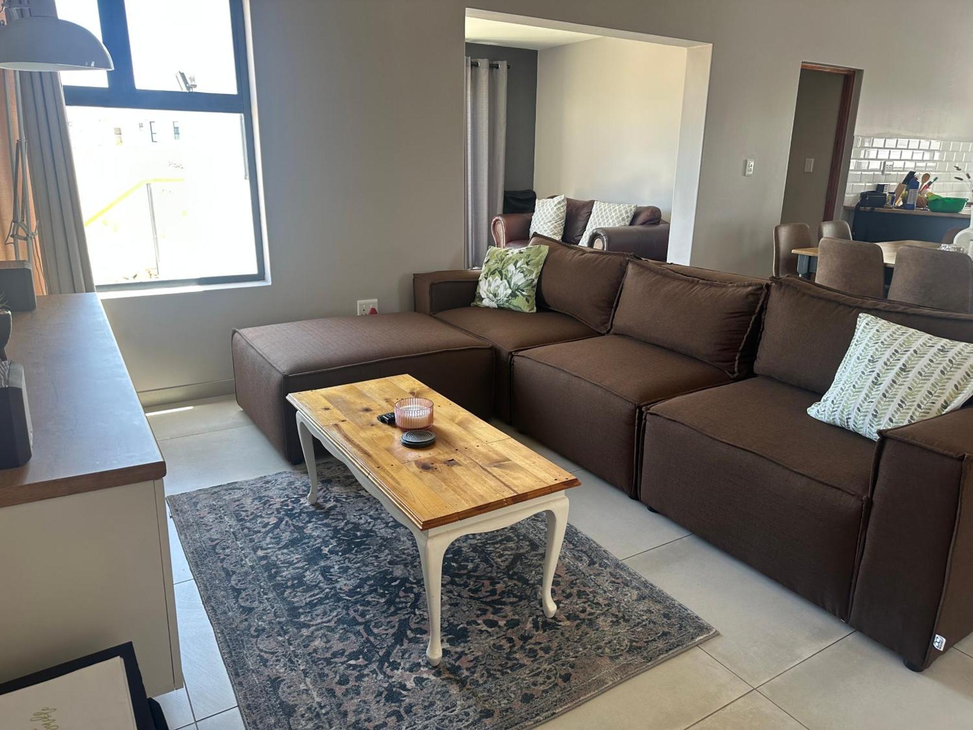 7 Honeysuckle Saldanha Bay